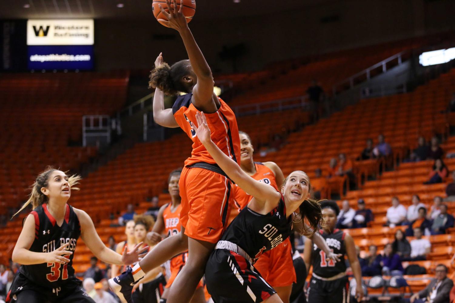 Womens+basketball+routs+Sul+Ross+State+99-40+in+exhibition+opener
