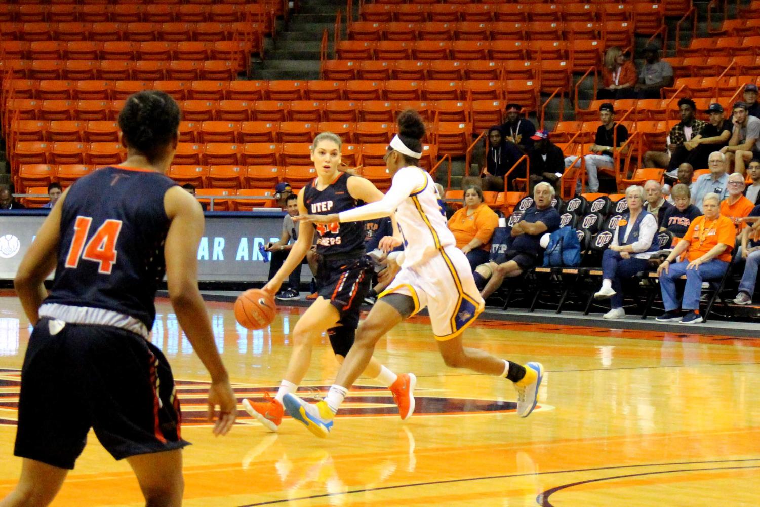 Miners+open+Baker+era+with+67-56+win+over+CSU+Bakersfield