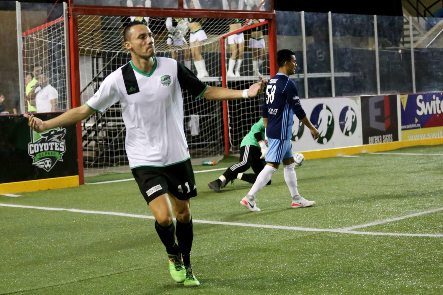 Coyotes+fall+to+Sockers+9-5+after+securing+first+franchise+win
