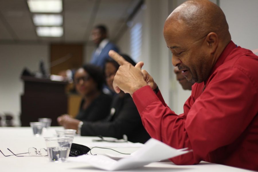 Richard Carson, a staff psychologist with the El Paso VA, talks about mental health problems in the Black community on Wednesday, November 15, in the Bloomberg Auditorium.