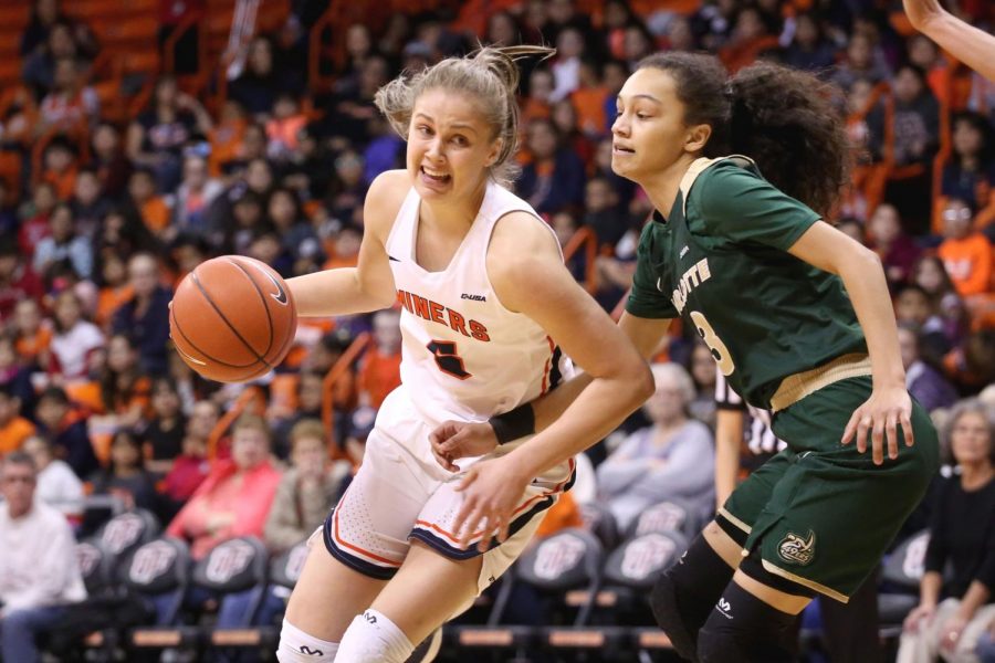 Zuzanna Puc set a new career-high with 27 points against FIU on Thursday, March 1 at the Don Haskins Center. 