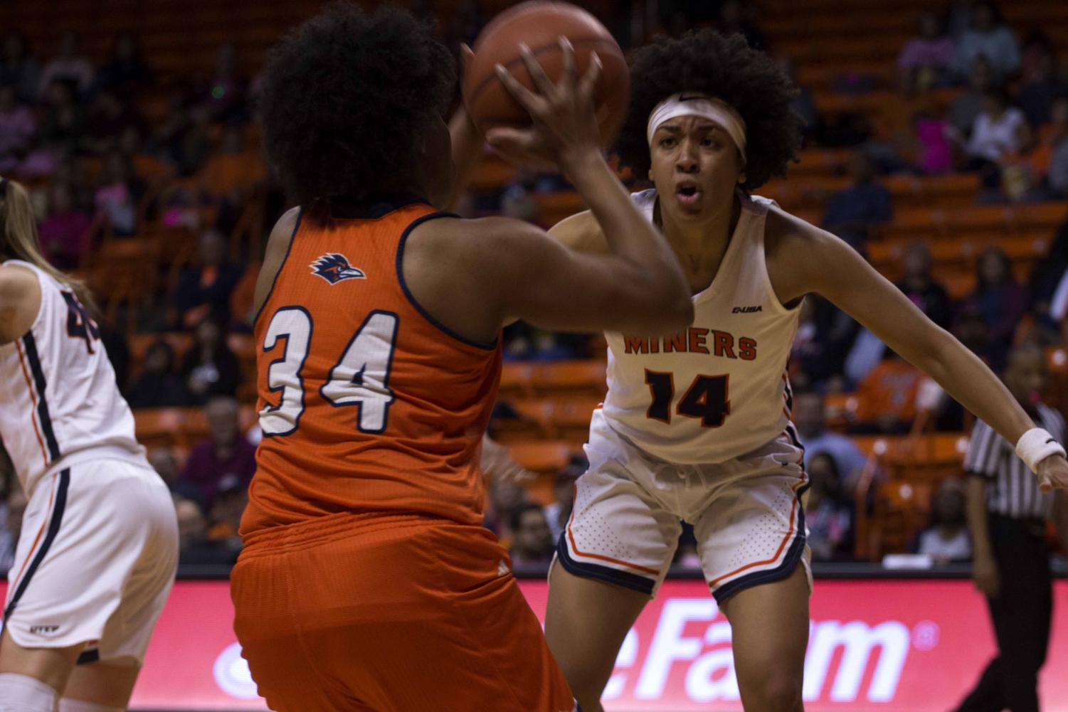 UTEP+women+let+lead+slip%2C+drop+fourth+straight