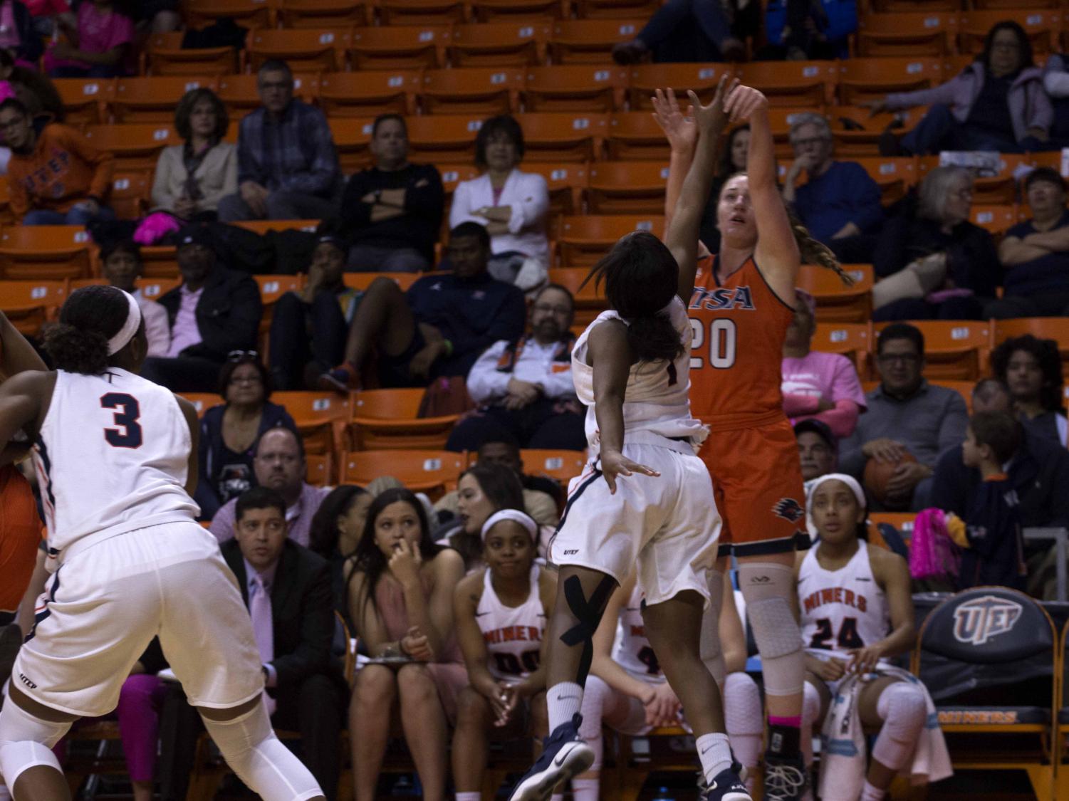 UTEP+women+let+lead+slip%2C+drop+fourth+straight