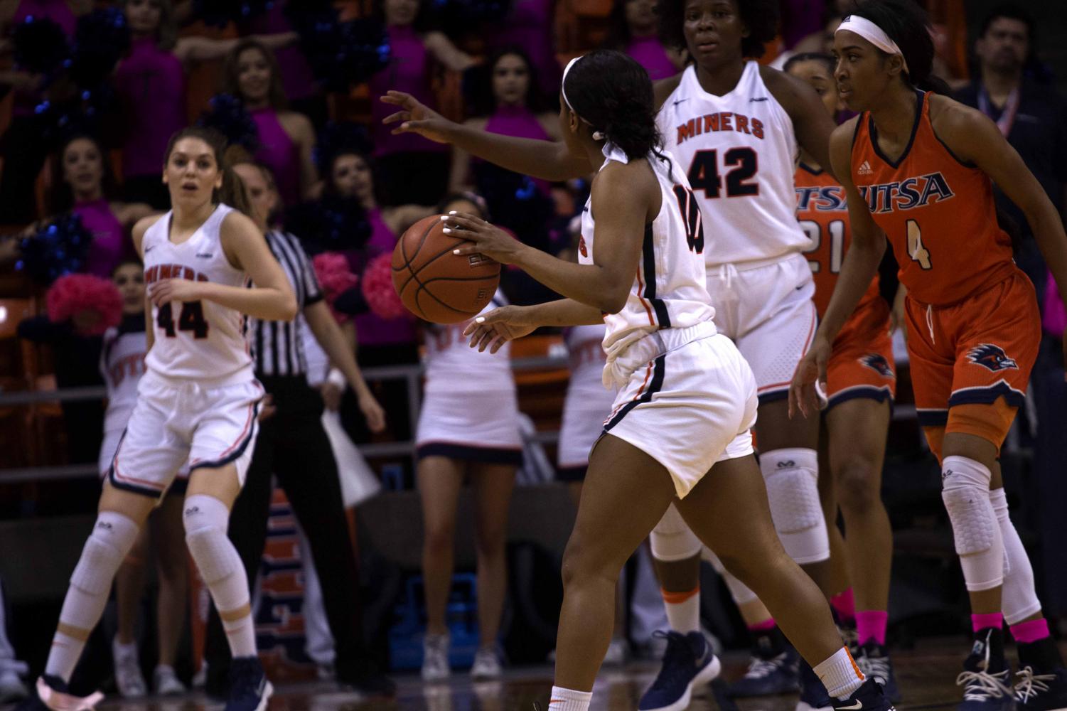 UTEP+women+let+lead+slip%2C+drop+fourth+straight