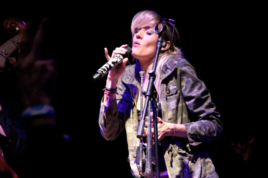 JennyandtheMexicats_10
