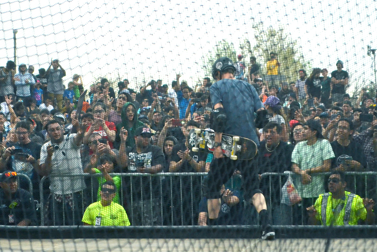 Tony+Hawk+thrills+local+skating+community+in+Socorro