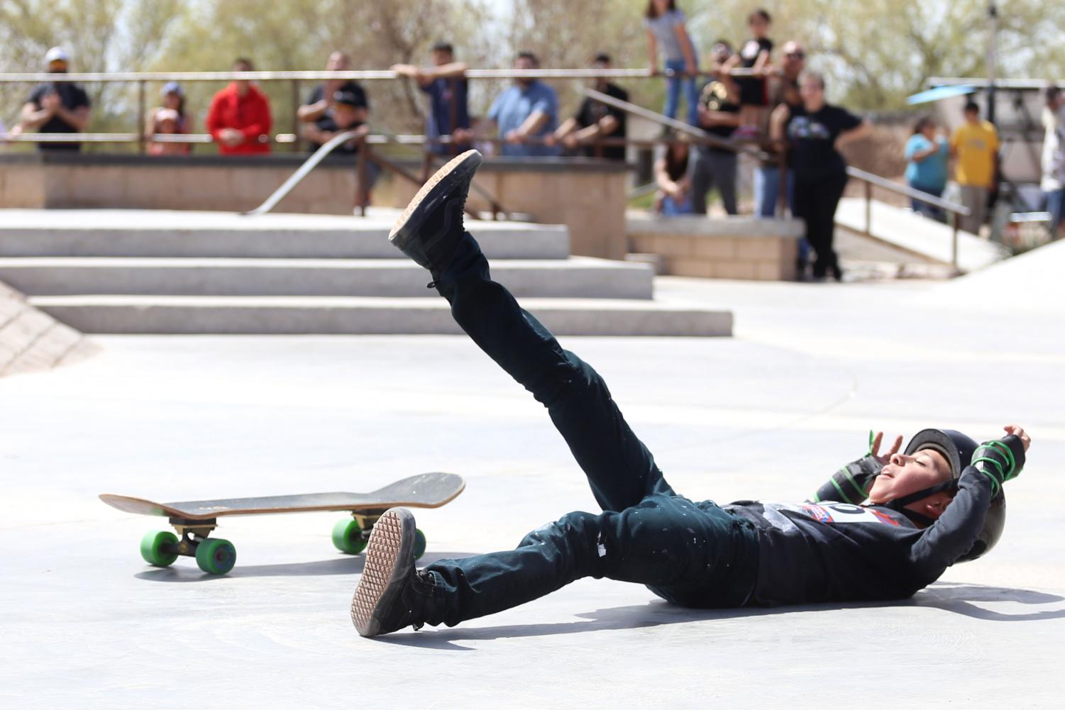 Tony+Hawk+thrills+local+skating+community+in+Socorro