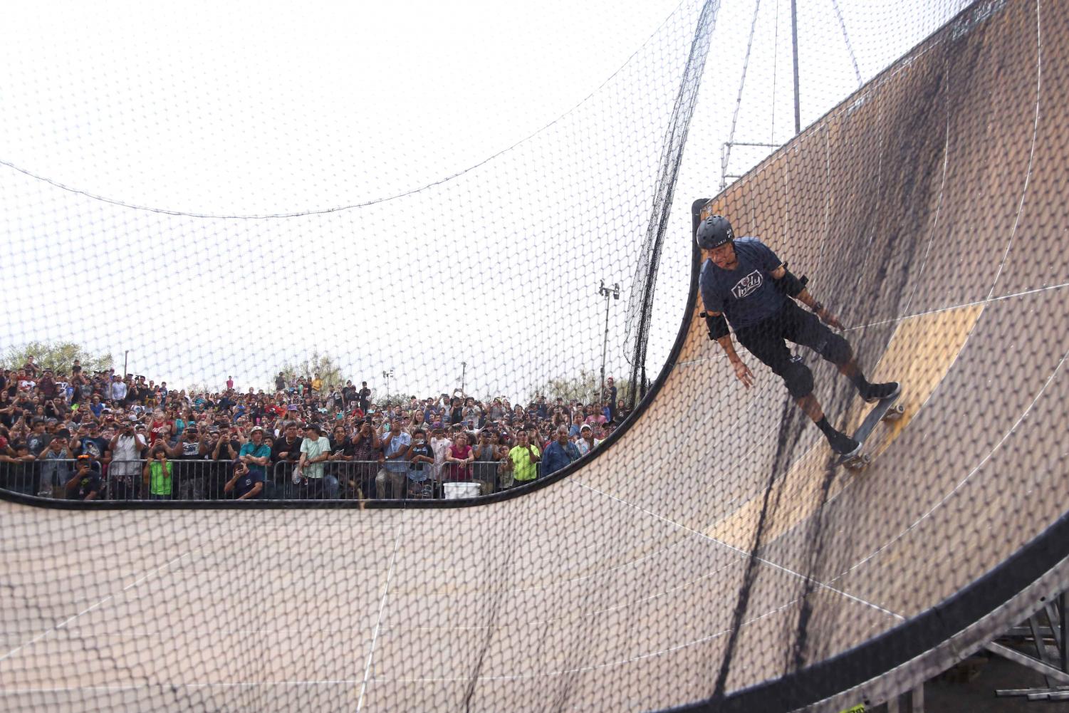 Tony+Hawk+thrills+local+skating+community+in+Socorro