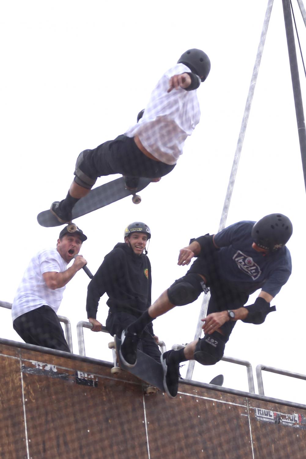 Tony+Hawk+thrills+local+skating+community+in+Socorro