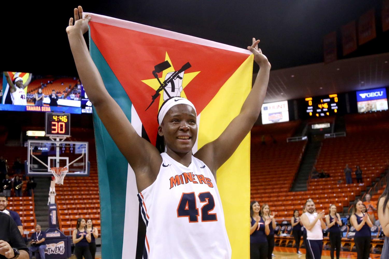 Seda+powers+UTEP+women+past+WKU+in+home+finale