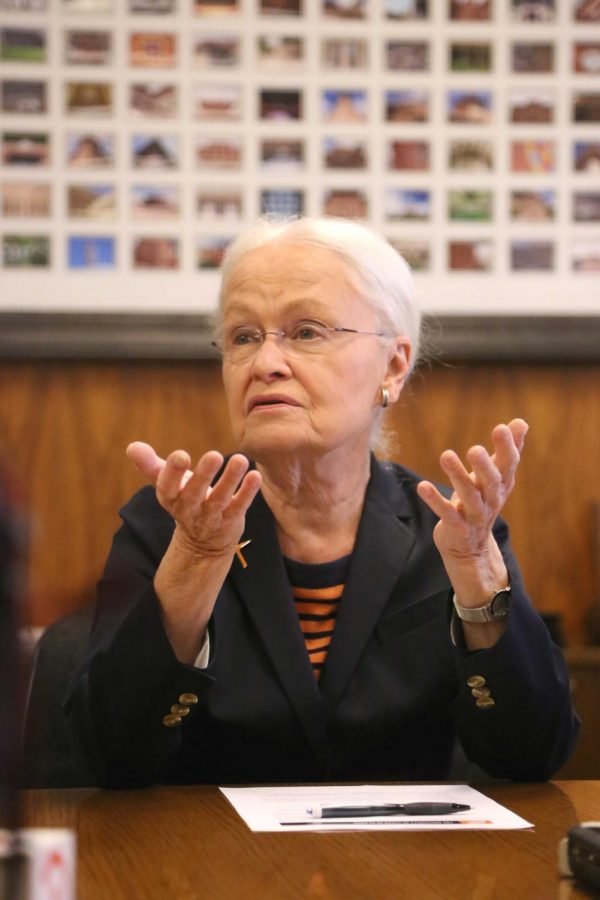 President+Natalicio+addresses+the+media+in+accordance+with+the+news+of+her+retirement+on+Tuesday%2C+May+22+at+the+Presidents+Office.