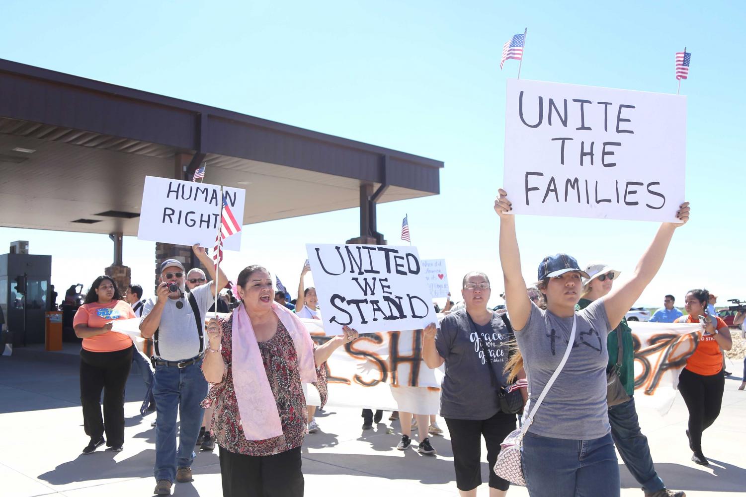 Hundreds+march+to+demand+an+end+to+family+separation+at+the+border
