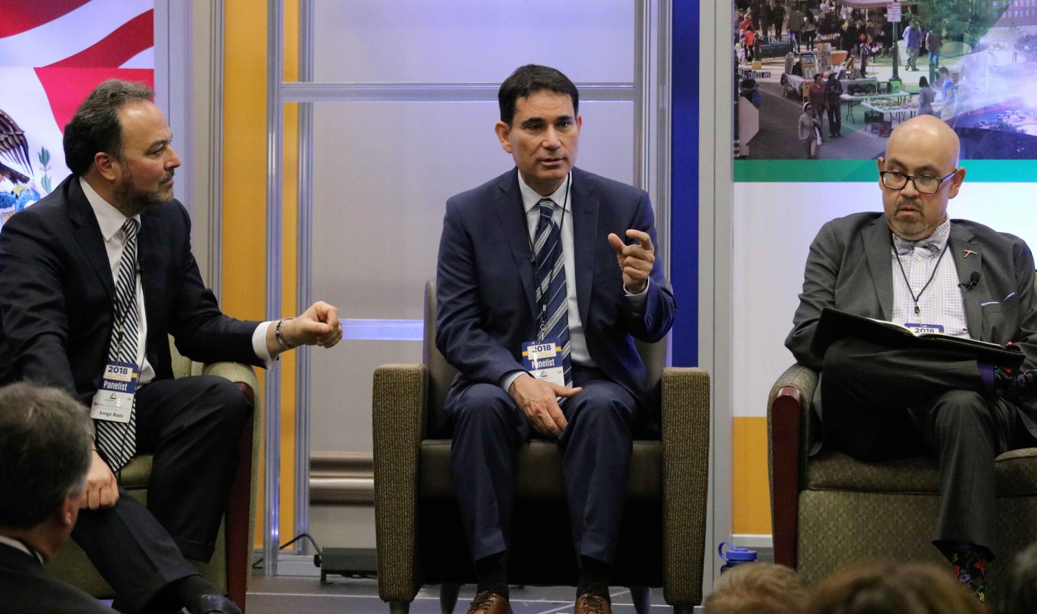 Speakers+discuss+bilateral+relations+at+2018+U.S.-Mexico+Border+Summit