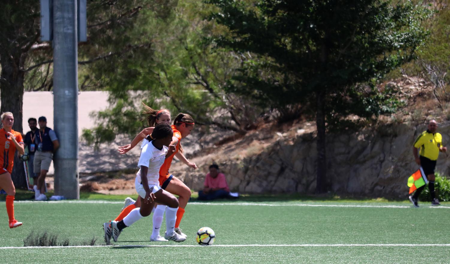 Miners+soccer+squad+falls+to+UTGRV+in+opening+weekend