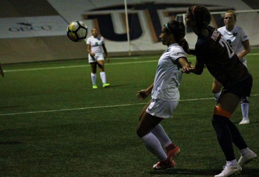 The UTEP women’s soccer team against Marshall on September 20, 2018.