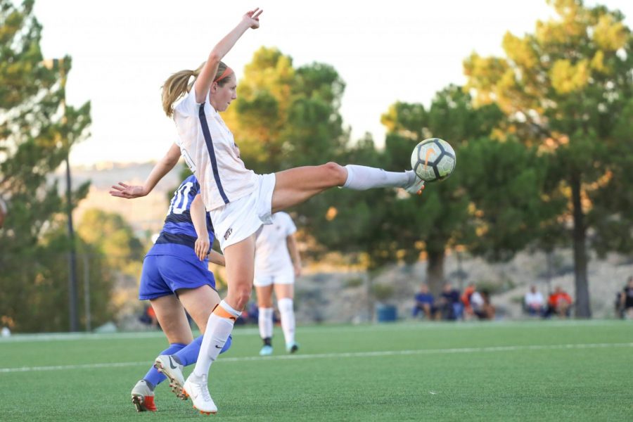 SoccerV.MiddleTennessee01-2