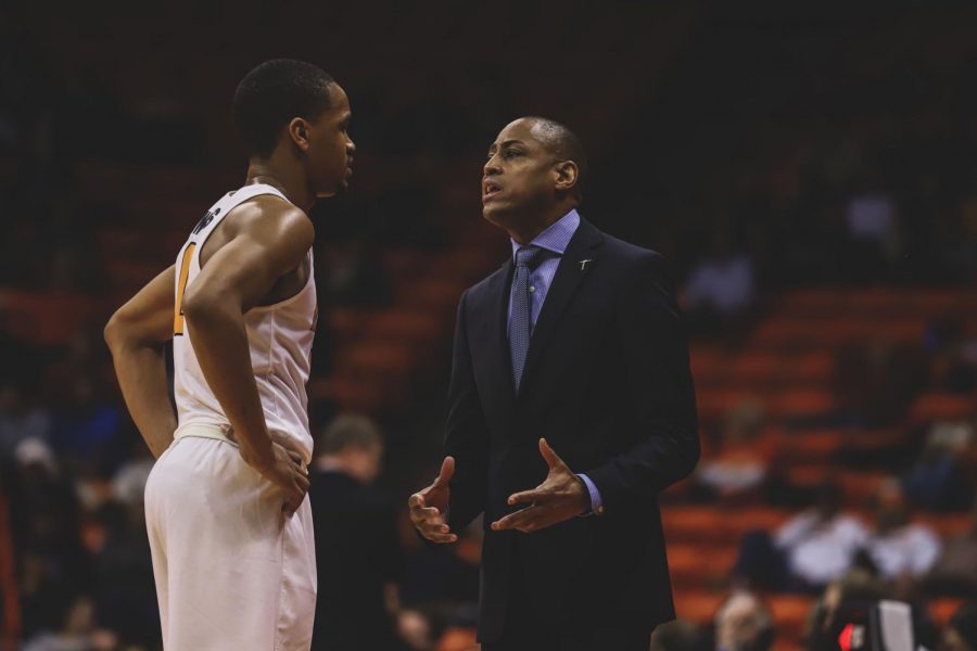 UTEP edges out Charlotte to snap its three game losing streak