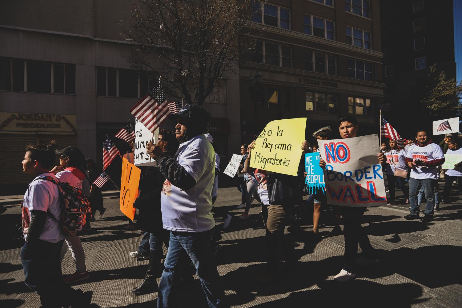 The+march+against+the+wall