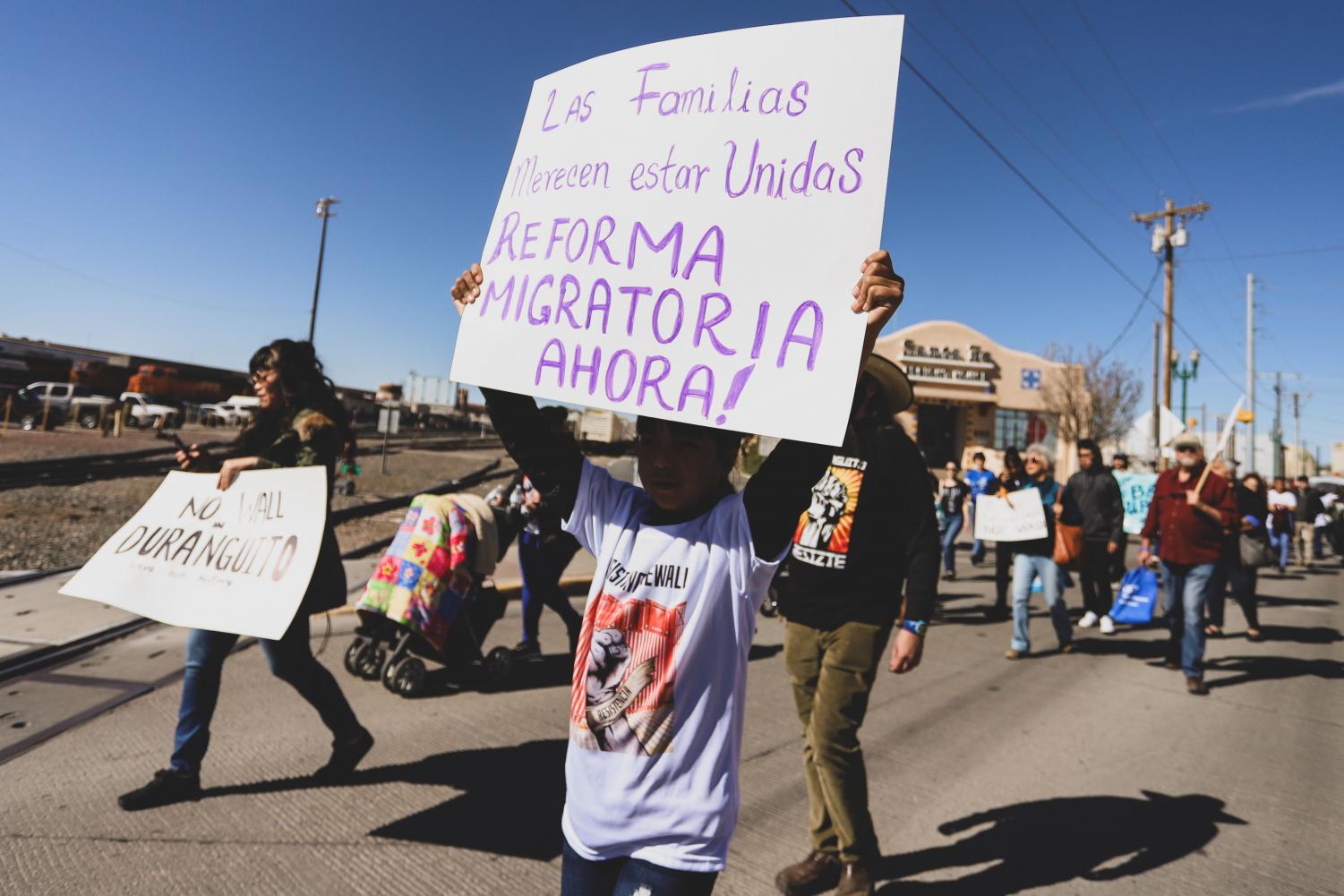 The+march+against+the+wall