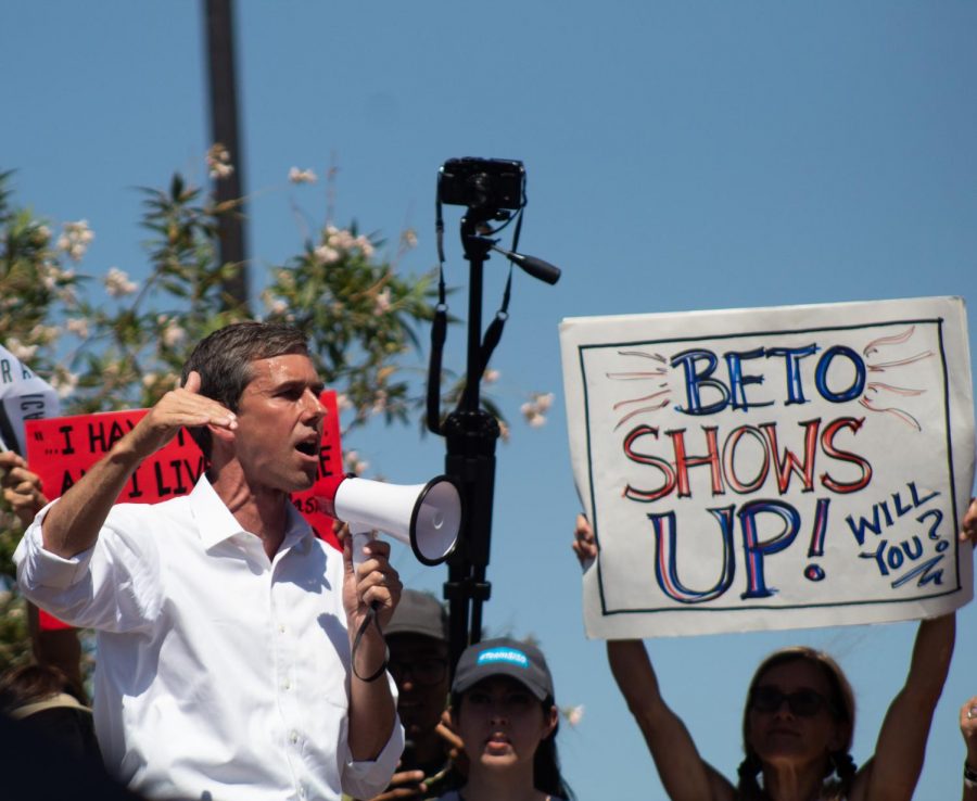 Democratic presidential candidate Beto ORourke advocates for immigrants at the Clint Border Patrol Station on Sunday June 30, 2019.