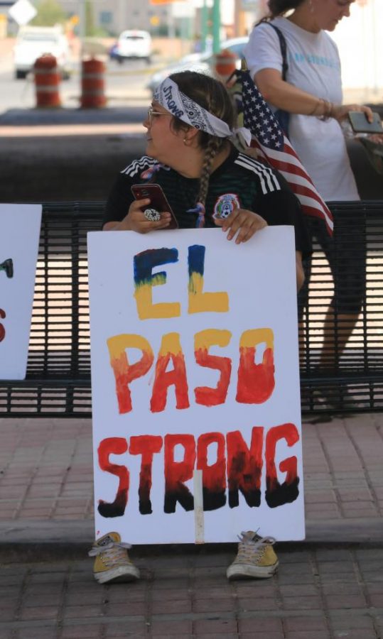 Citizens showed up to El Paso Strong event on Wednesday August 7th at Washington Park.