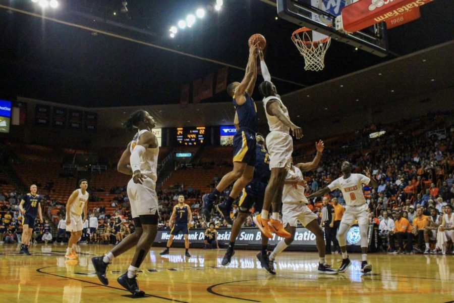 Miners win WestStar basketball tournament