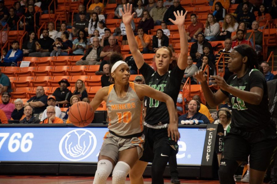 UTEP senior forward Jade Rochelle makes a move to basket versus North Texas at the Don Haskins Center.