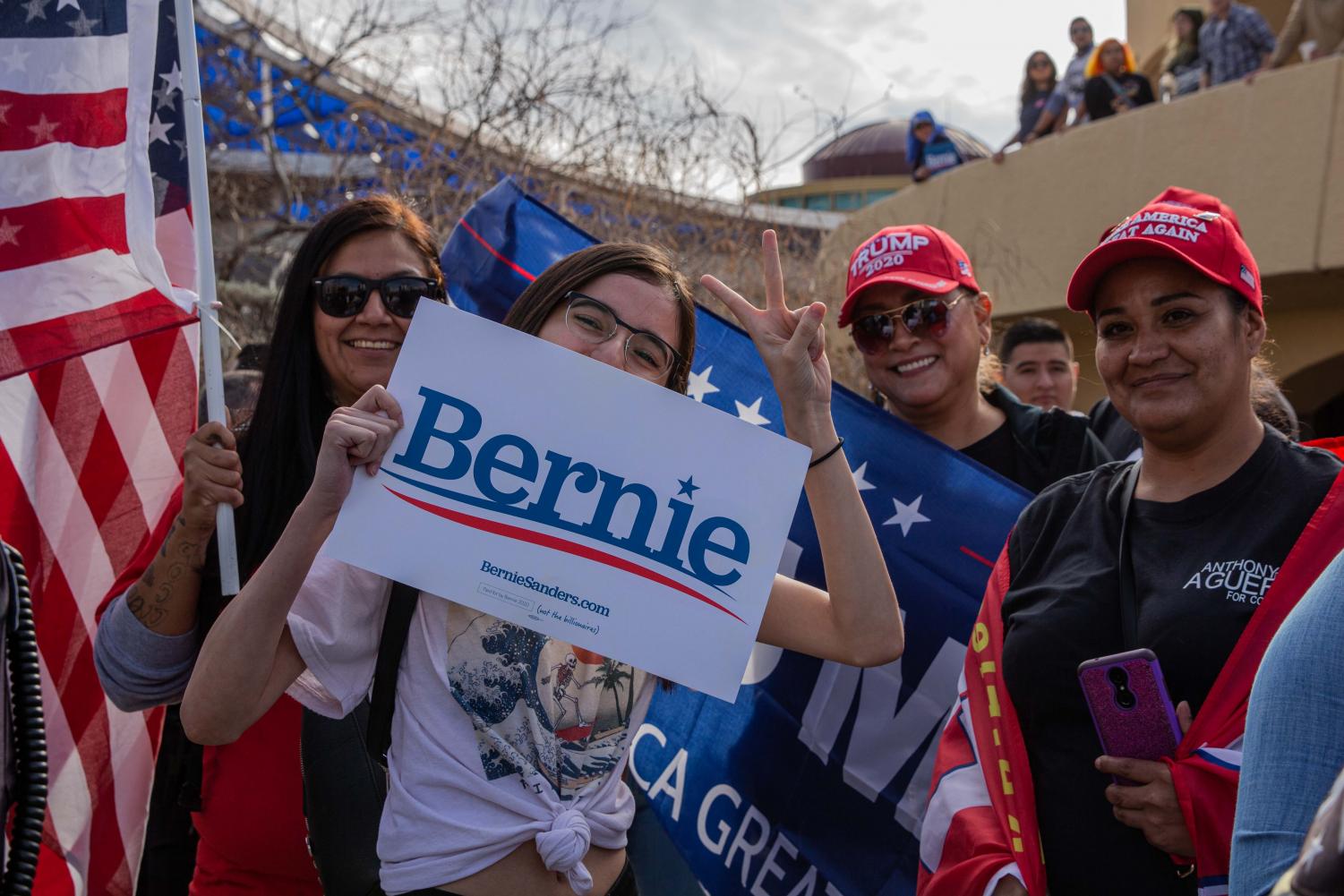 Sanders+kicks+off+statewide+tour+in+El+Paso+as+early+voting+continues