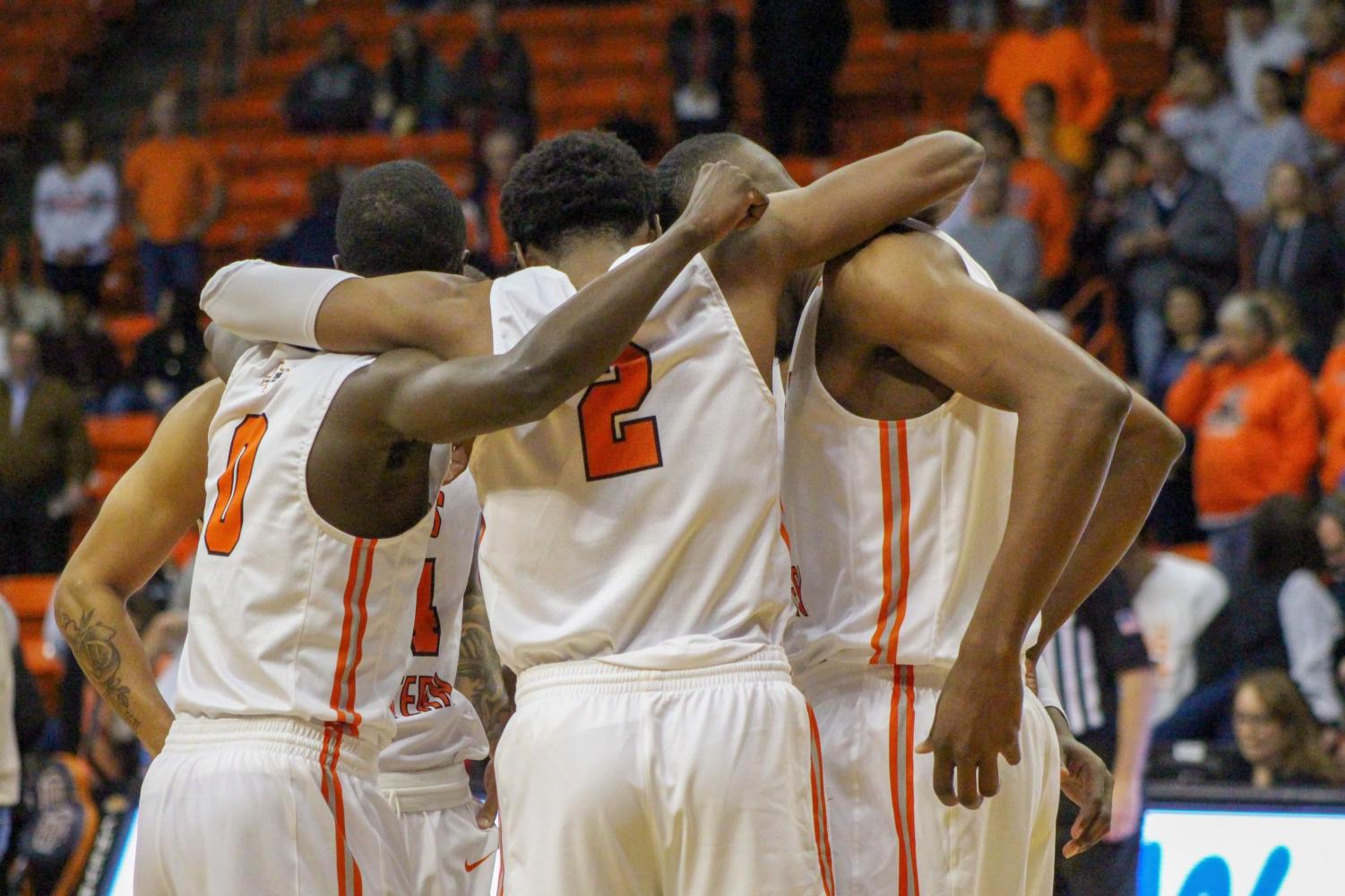 UTEP+mens+basketball+loses+fourth+straight+after+67-63+defeat+against+Western+Kentucky