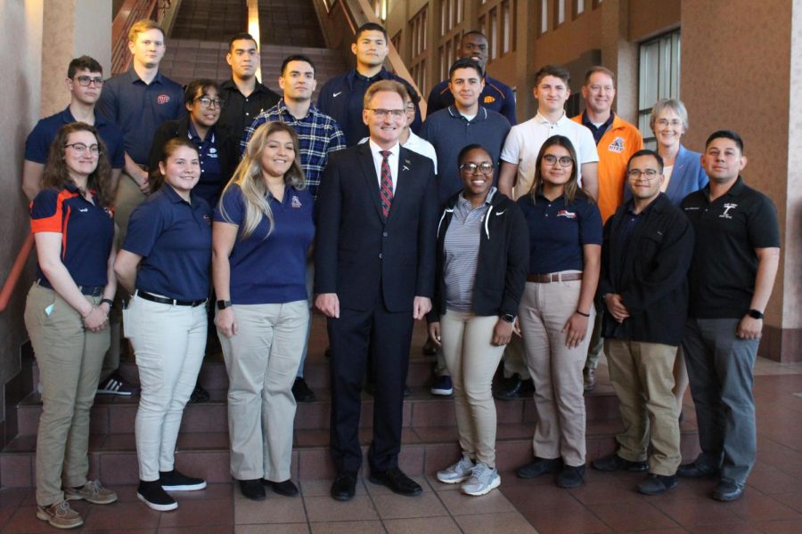 Thomas Modly, Acting Secretary of the Navy, possess with UTEP students Tuesday, Jan. 28, 2020, following his Centennial Lecture on the importance of critical thinking in order to combat global challenges.