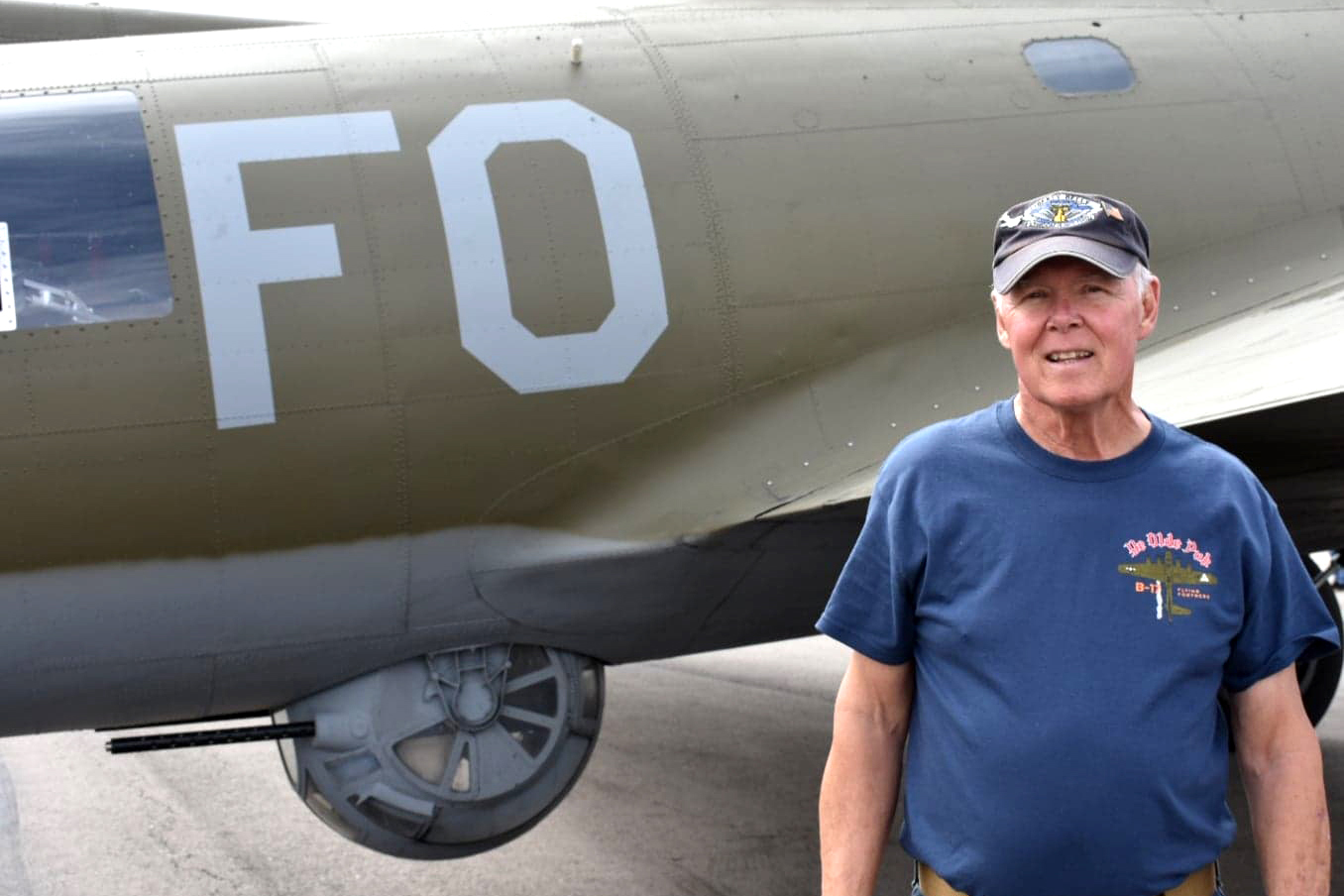 WWII+B-17+%E2%80%98Ye+Olde+Pub%E2%80%99+visits+El+Paso