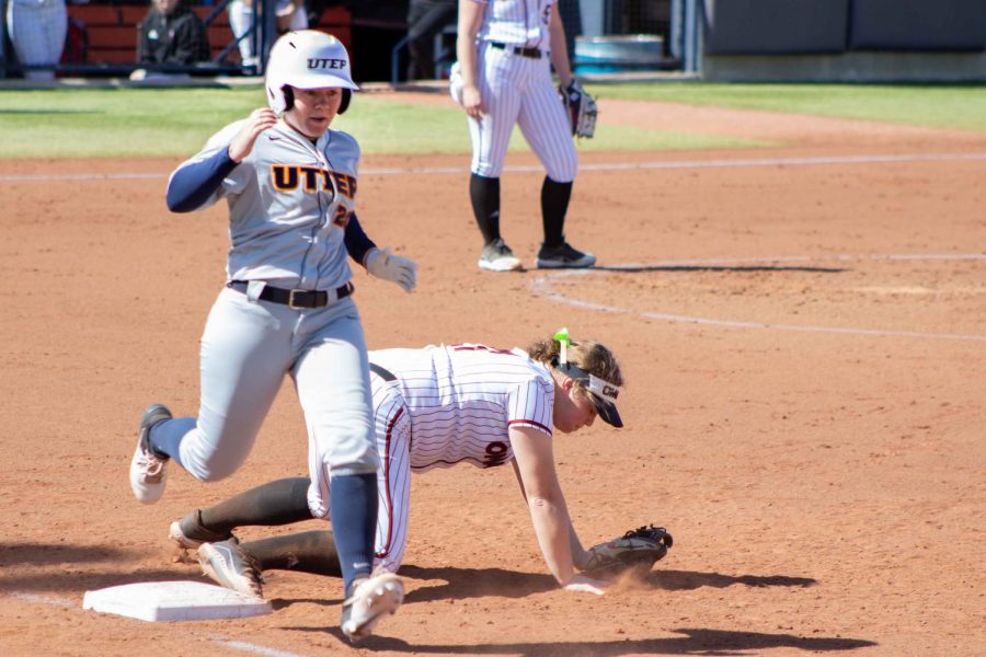 Junior infielder Macey Brown runs hard to beat out close play at first base versus Omaha Sunday Feb. 23.