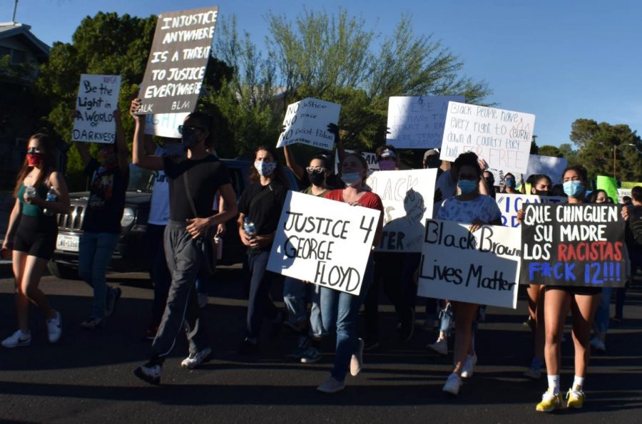 People protest in Raynor street for George Floyd at El Paso Texas Sunday, May 31.