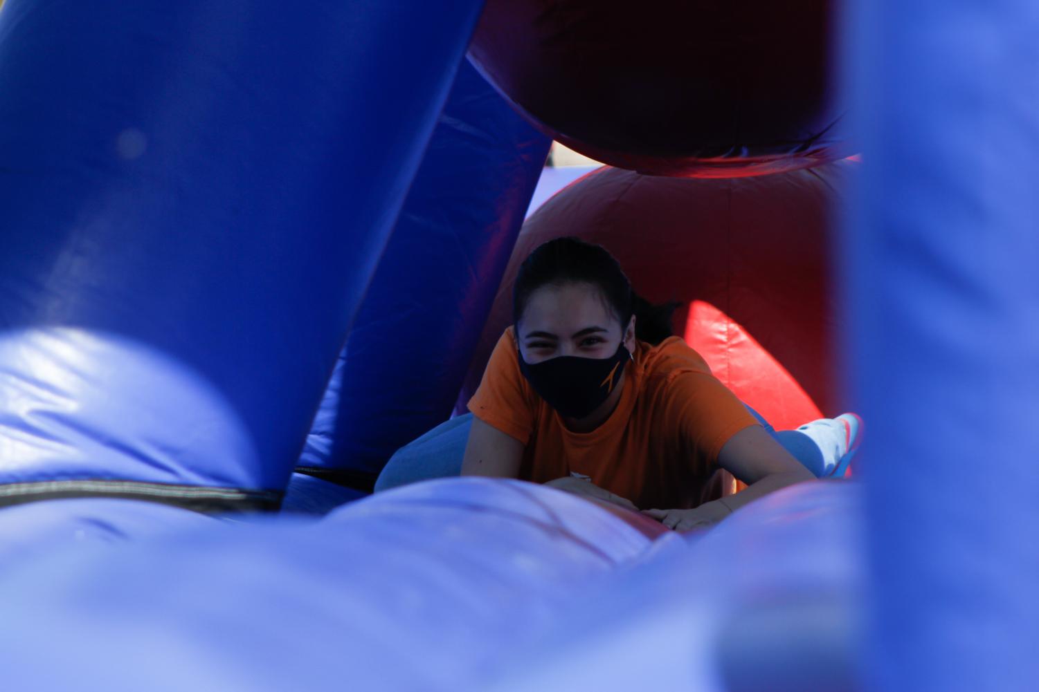 UTEP+welcomes+students+for+in-person+field+day+at+Centennial+Plaza