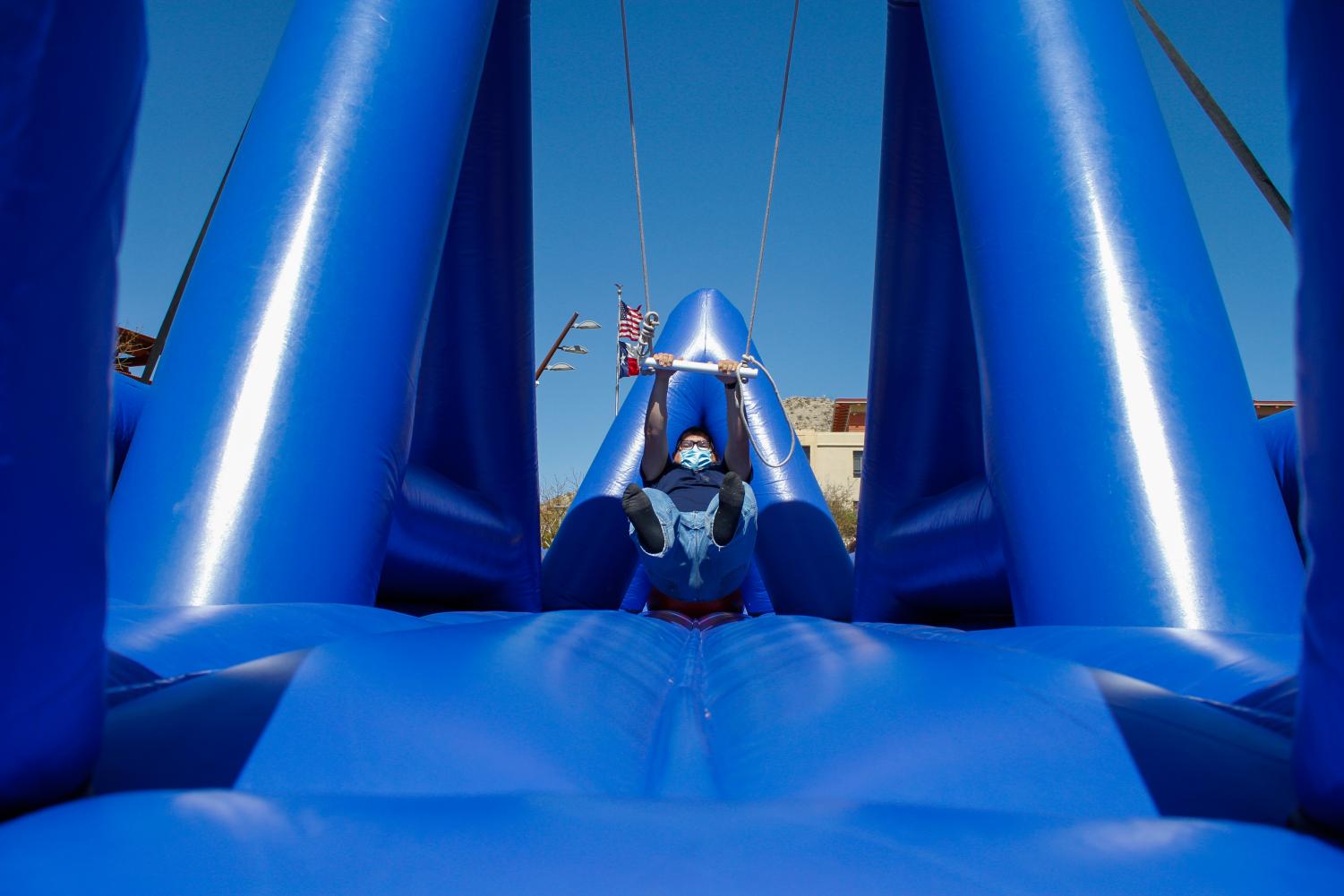 UTEP+welcomes+students+for+in-person+field+day+at+Centennial+Plaza