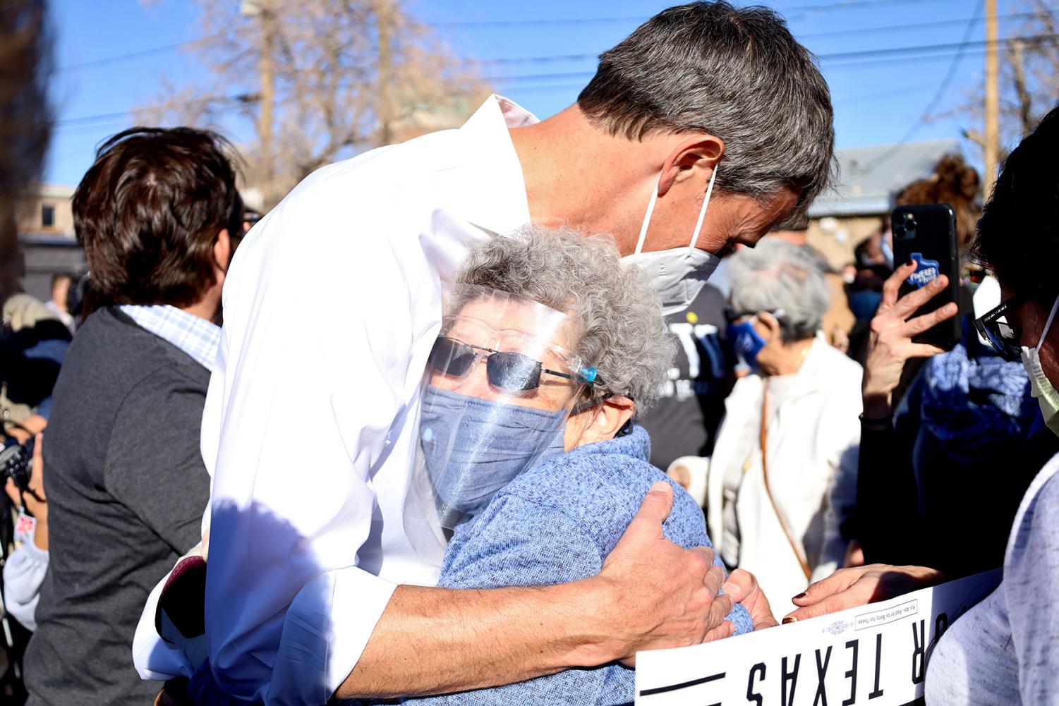 Beto+returns+to+El+Paso+in+hopes+of+gathering+local+support