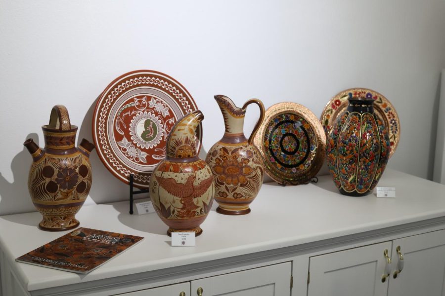 The Flor de Barro Gallery is a gallery where traditional Mexican pottery is displayed and can be bought located in a house between Westwind Drive and Pino Real Drive. 