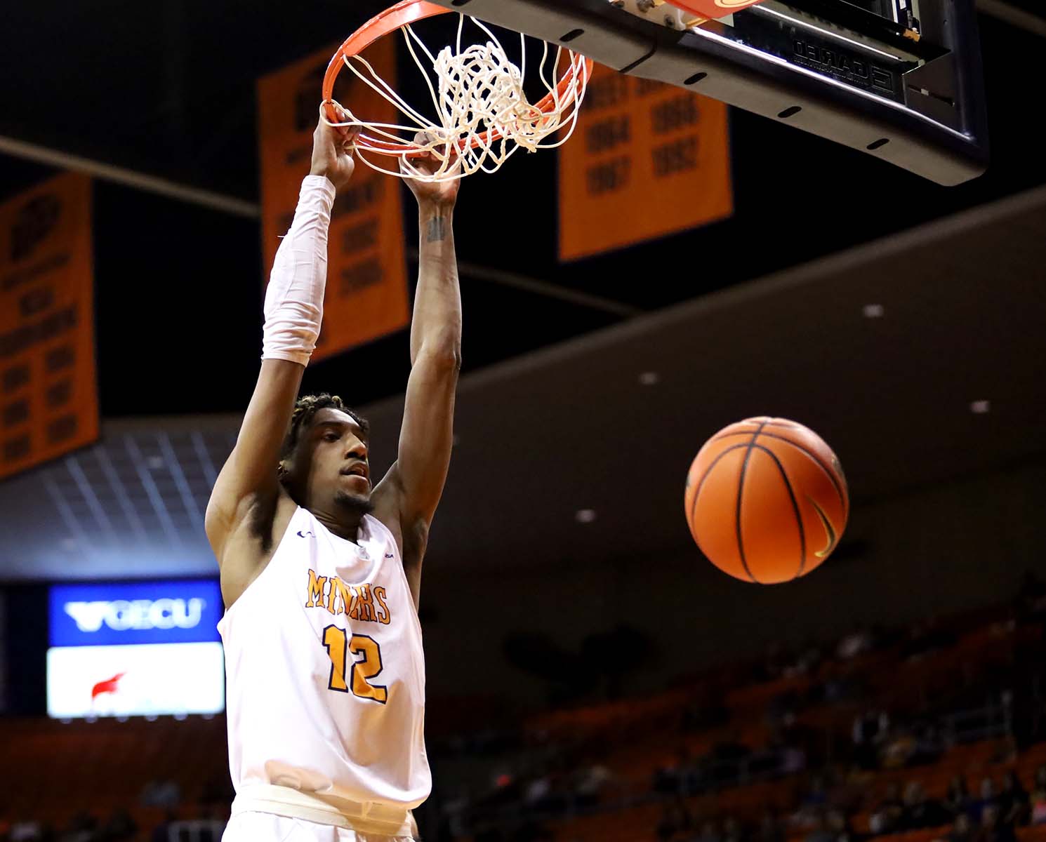 UTEP+sports+spring+into+season