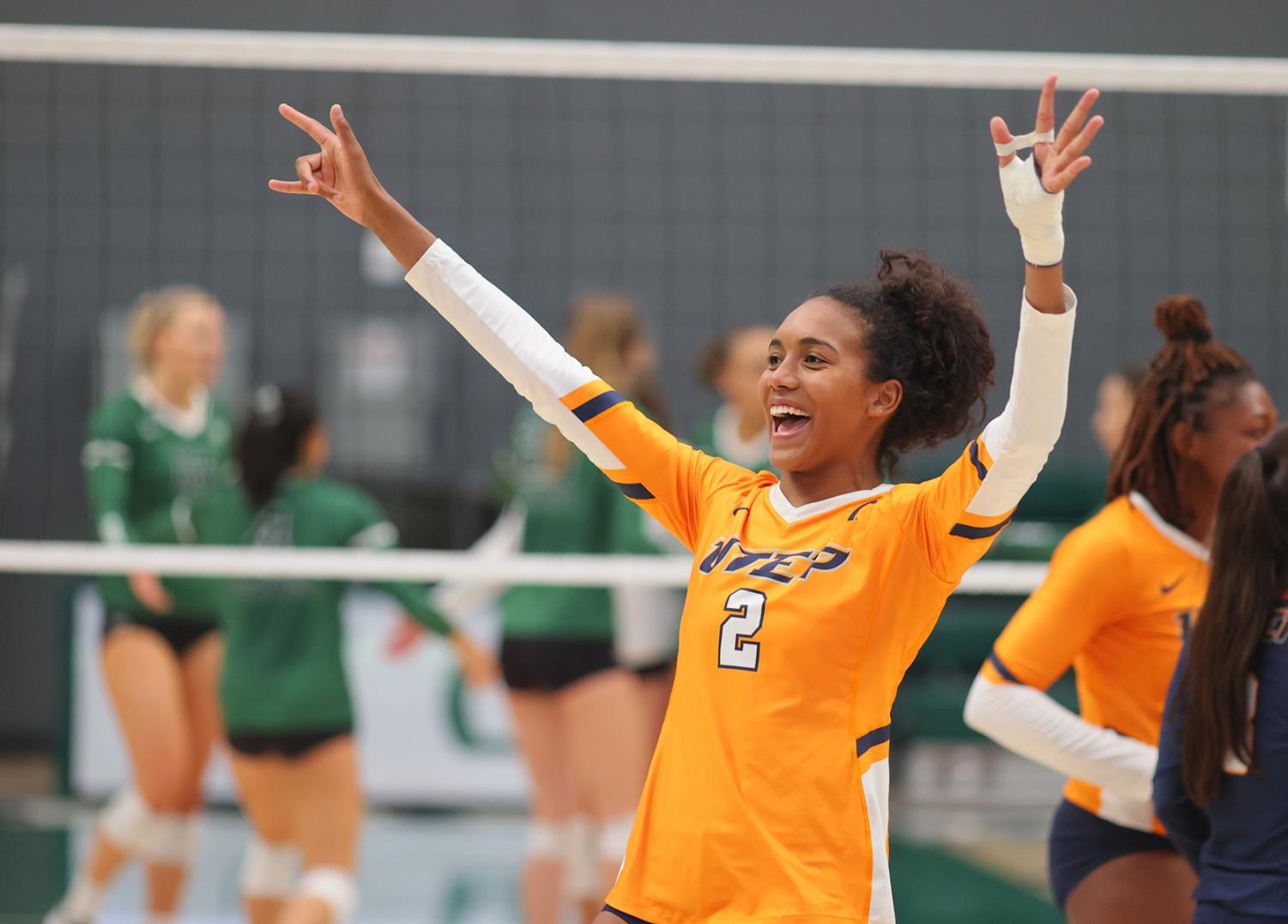 UTEP+women+athletes+score+season+milestones