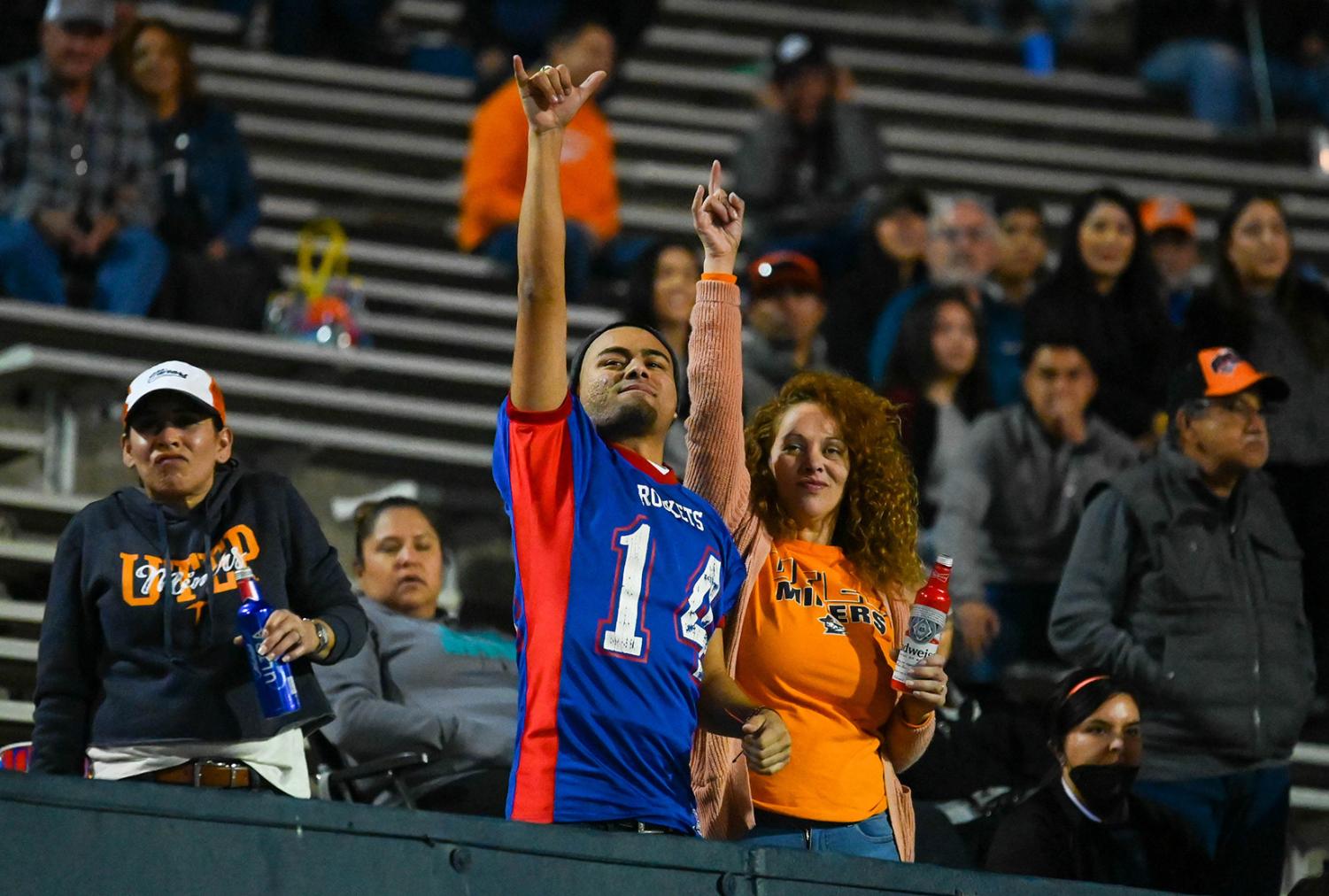 UTEP+loses+the+crown+on+homecoming+night