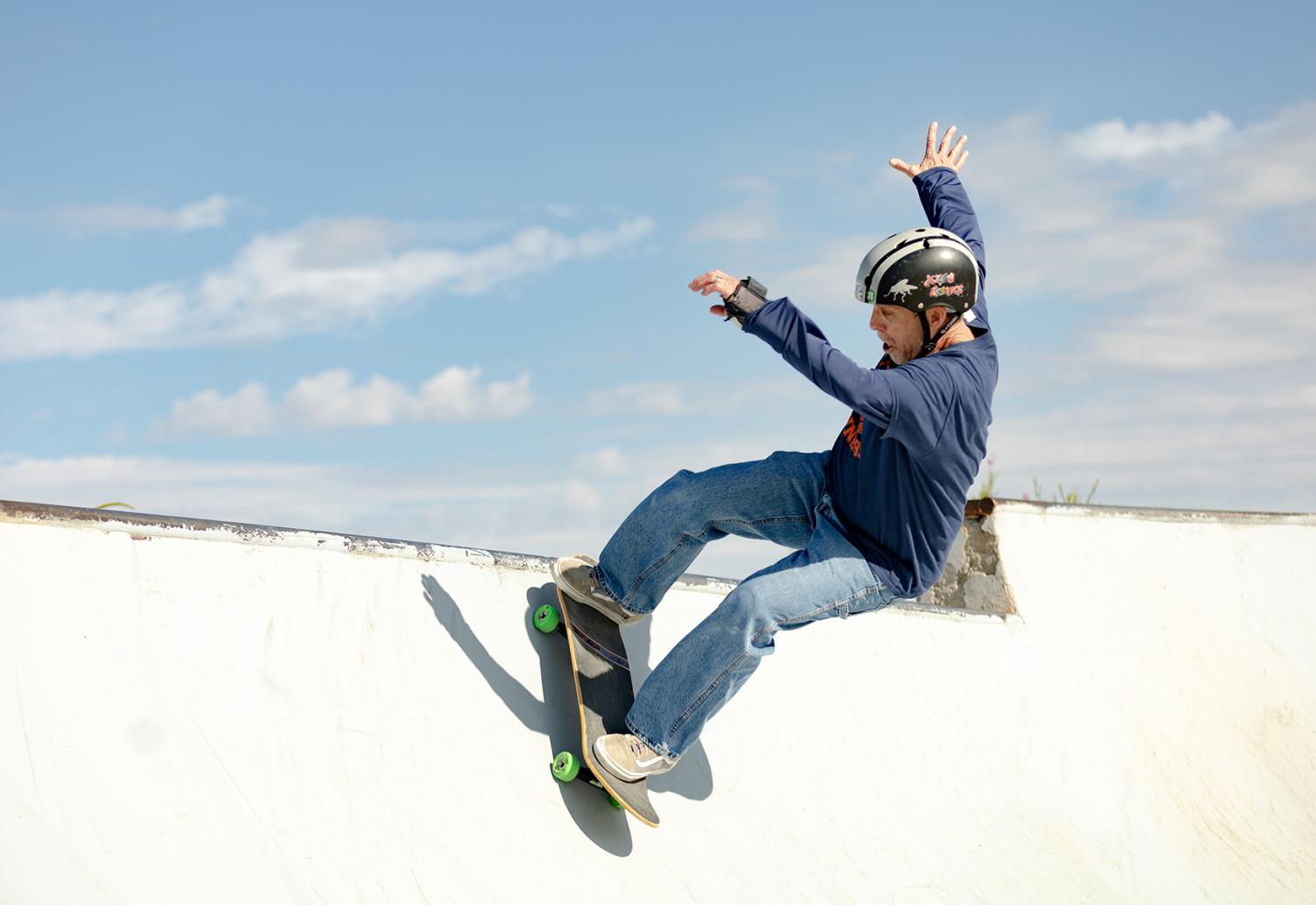 Decano + Salud + Ciencias %2C + %E2% 80% 98Dr.  + Patineta% E2% 80% 99 + Enseña + Física + Por + Patineta