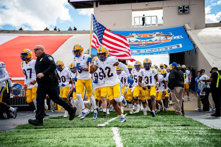 2022_SUNBOWL_UCLA_PITT0080