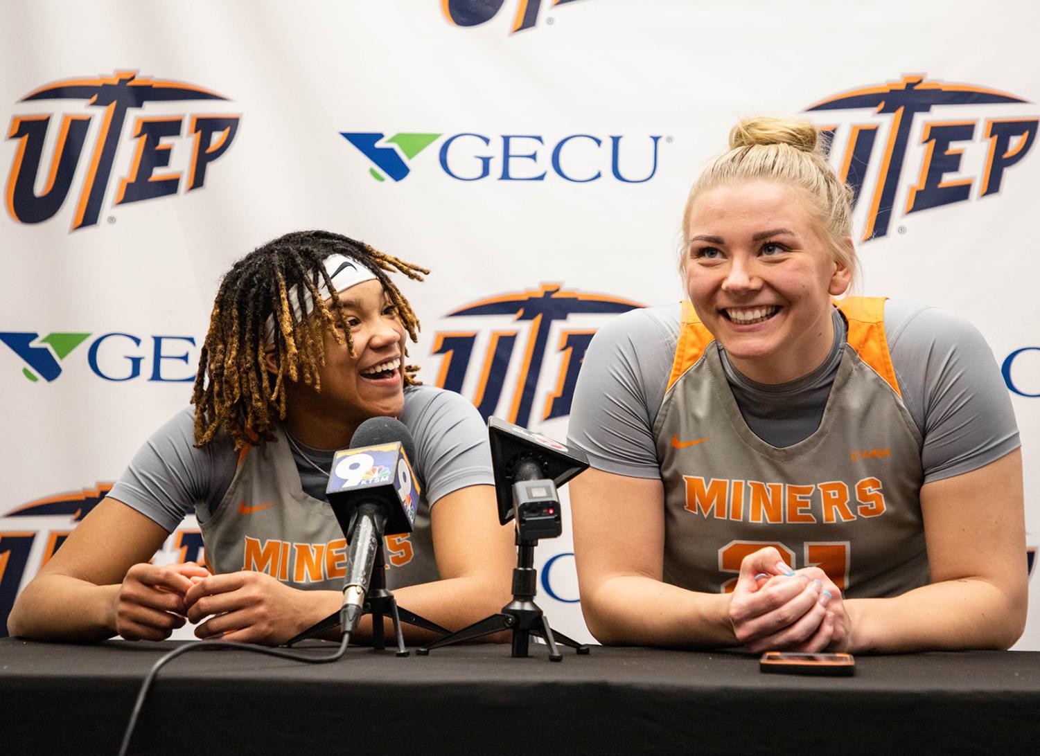 Womens+basketball+beat+No.+21+Middle+Tennessee