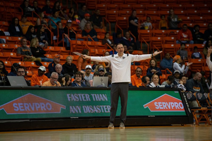 Baker was named the 2023 Conference USA Co-Coach of the Year.
