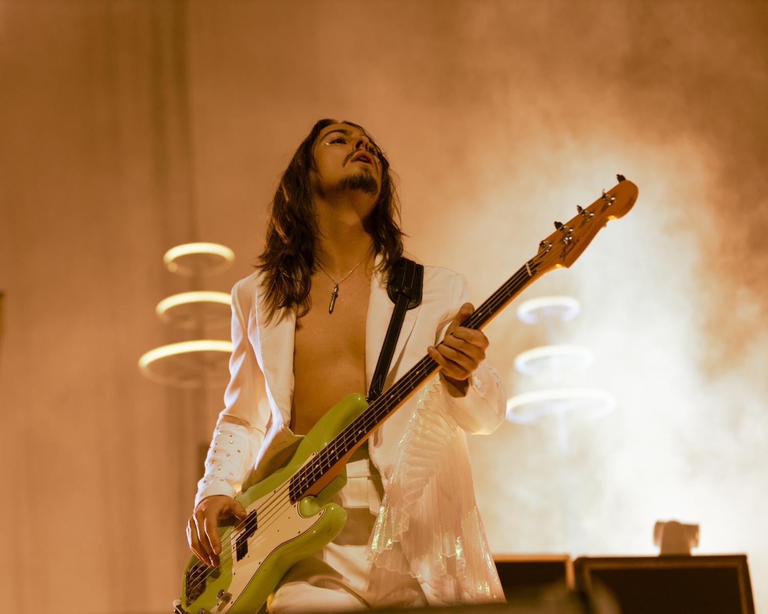 Performing+in+color%3A+Concert+fashion