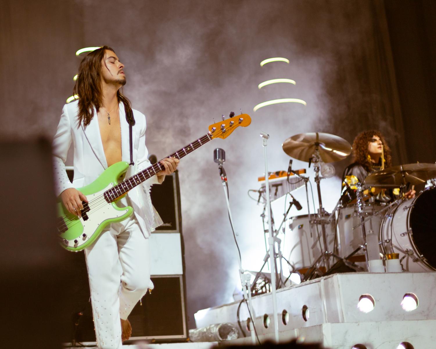 Performing+in+color%3A+Concert+fashion
