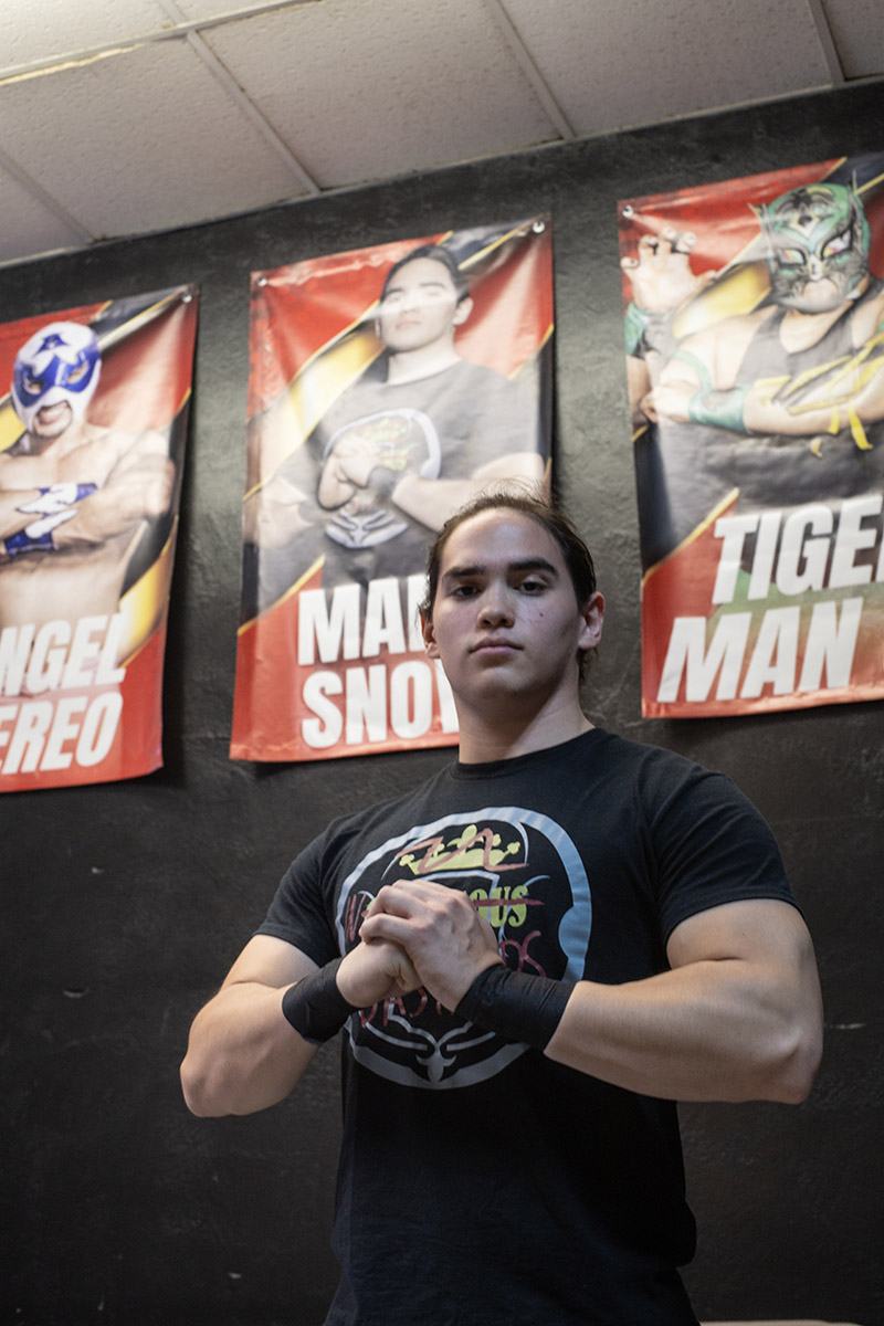 At+the+heart+of+the+ring%3A+Lucha+libre
