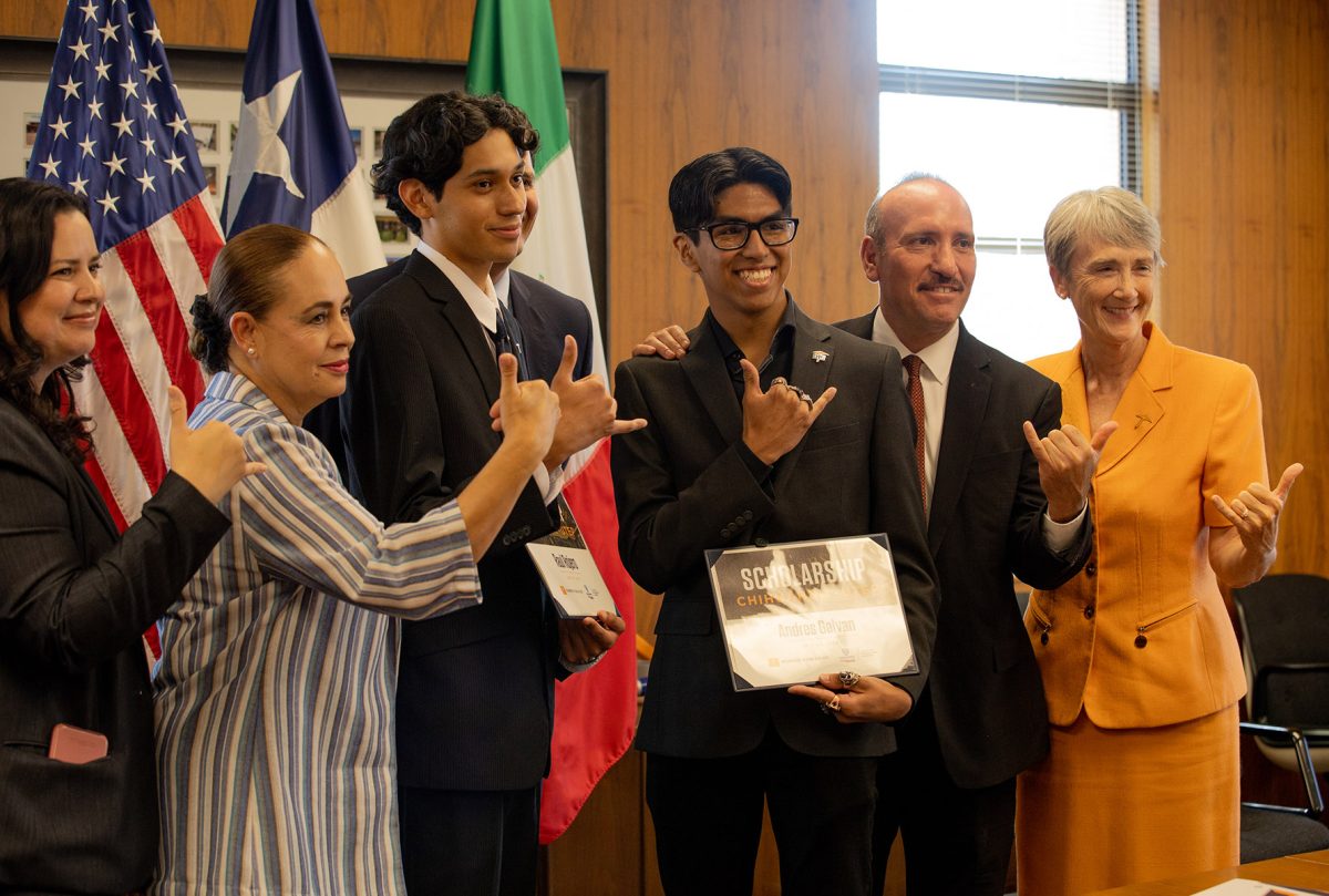 President Heather Wilson along with Secretary of Education and Sports of the State of Chihuahua Sandra Elena Gutiérrez Fiero signed a memorandum of understanding July 14. 