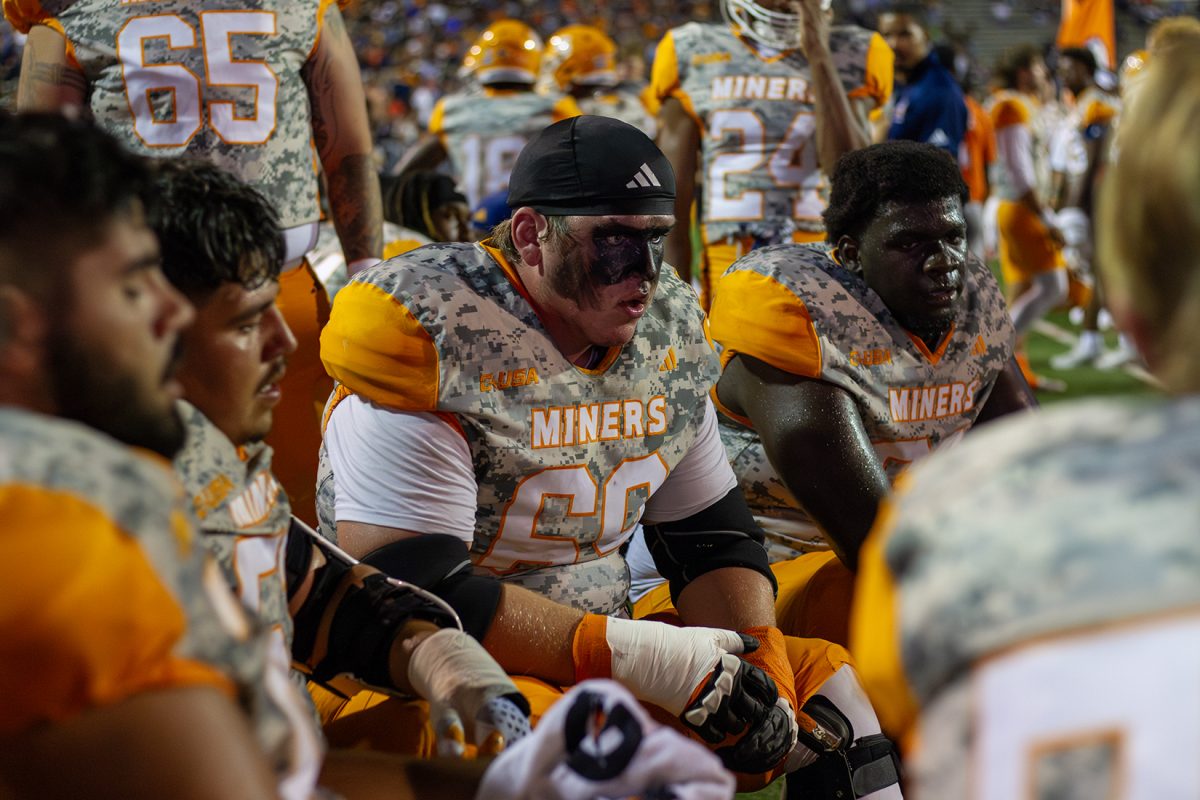 UTEP_FB_VS_ULM9