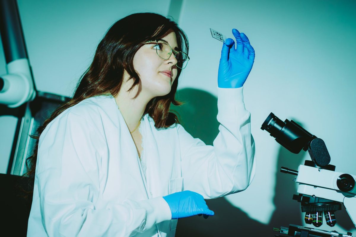 Hoping to pursue a dual MD-Ph.D degree, senior Angela Cole is planning on giving back to her community through scientific research, or hands-on service for others.